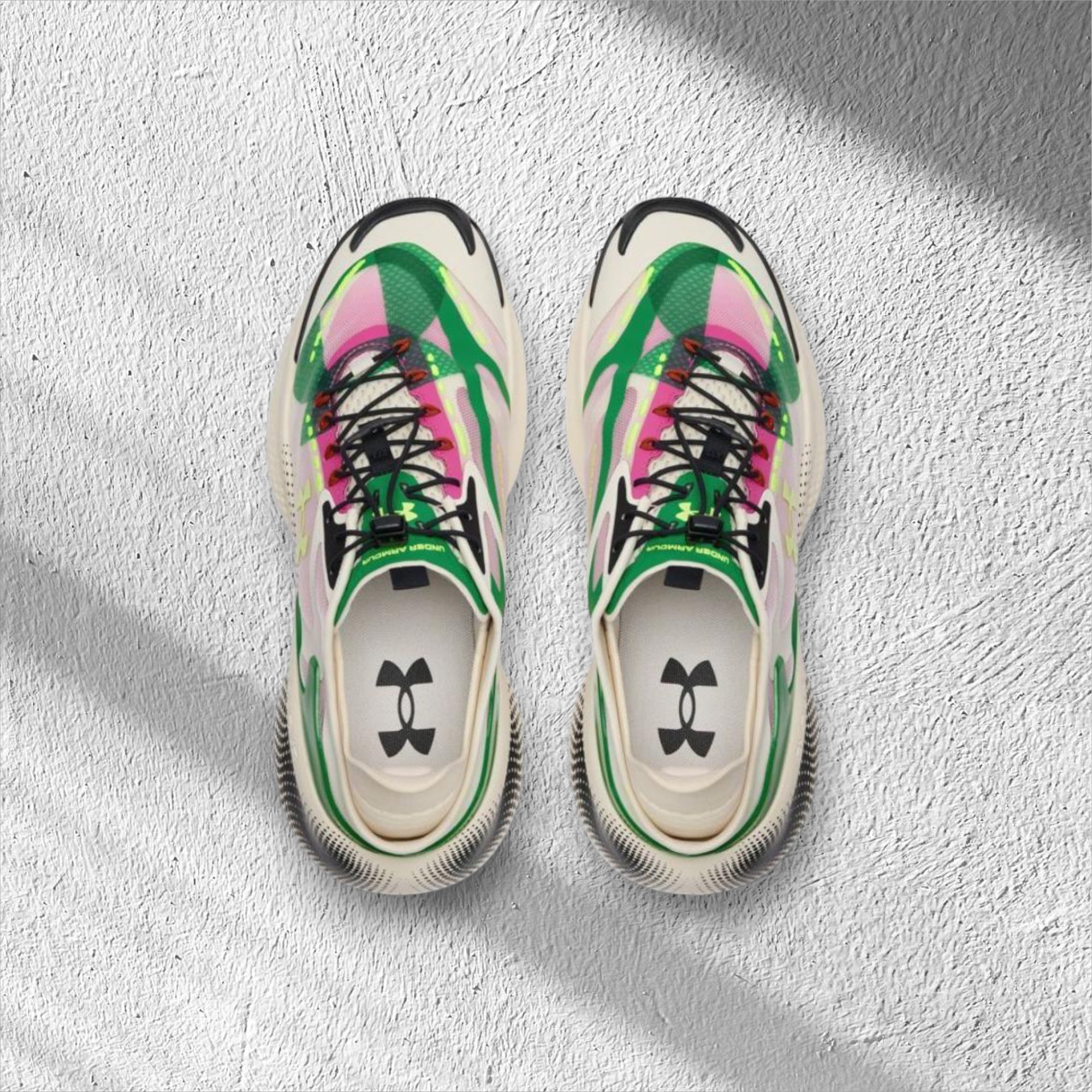 Under Armour ECHO 'Ivory Dune/ Virtual Pink'