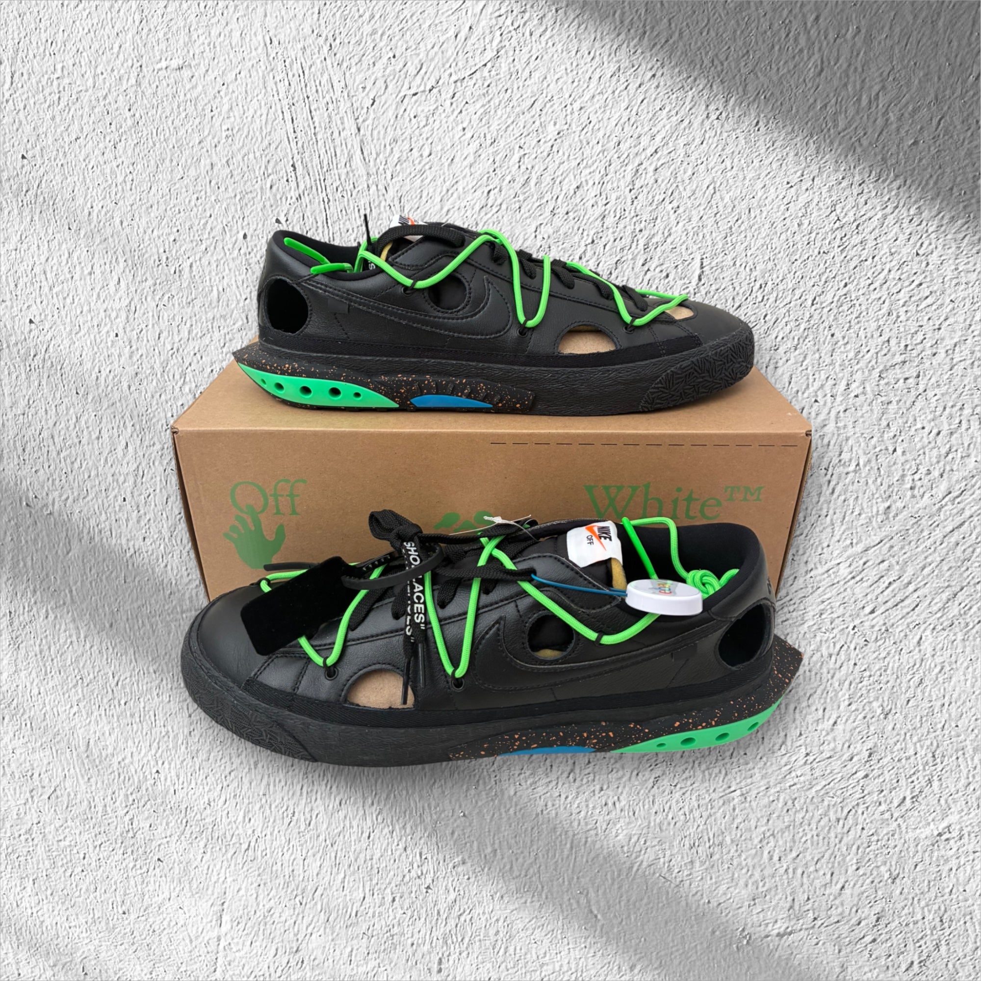 Off-White x Nike Blazer Low "Black/Electro Green'