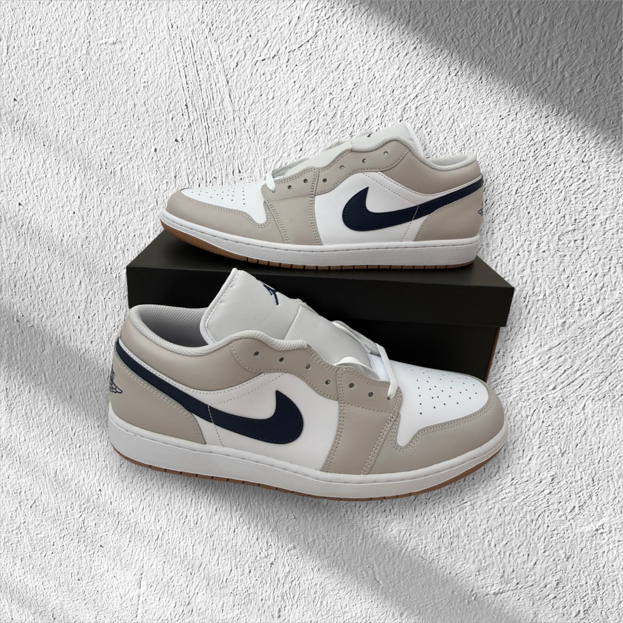 Nike Air Jordan 1 Low ' Midnight Navy/Neutral Grey'