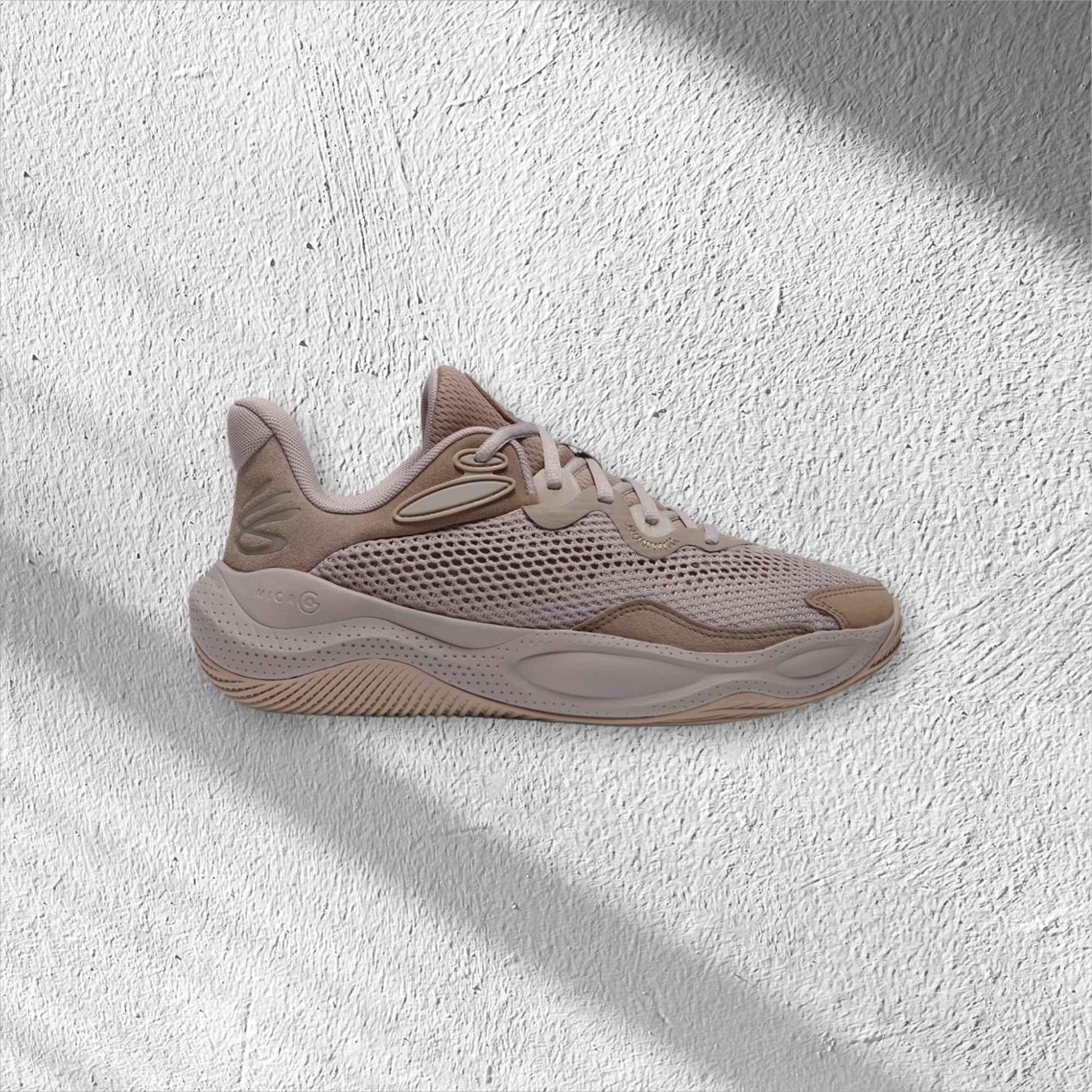 Under Armour Curry Splash 24 AP  'Taupe Dusk/Tetra Grey'