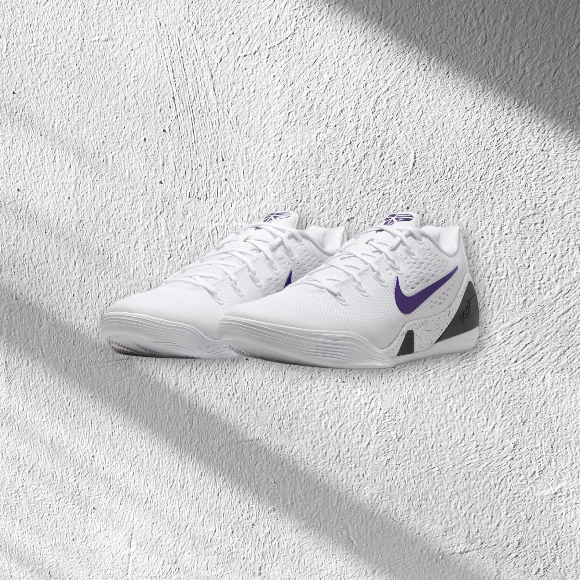 Kobe IX Elite Low EM Protro 'White/ Court Purple'